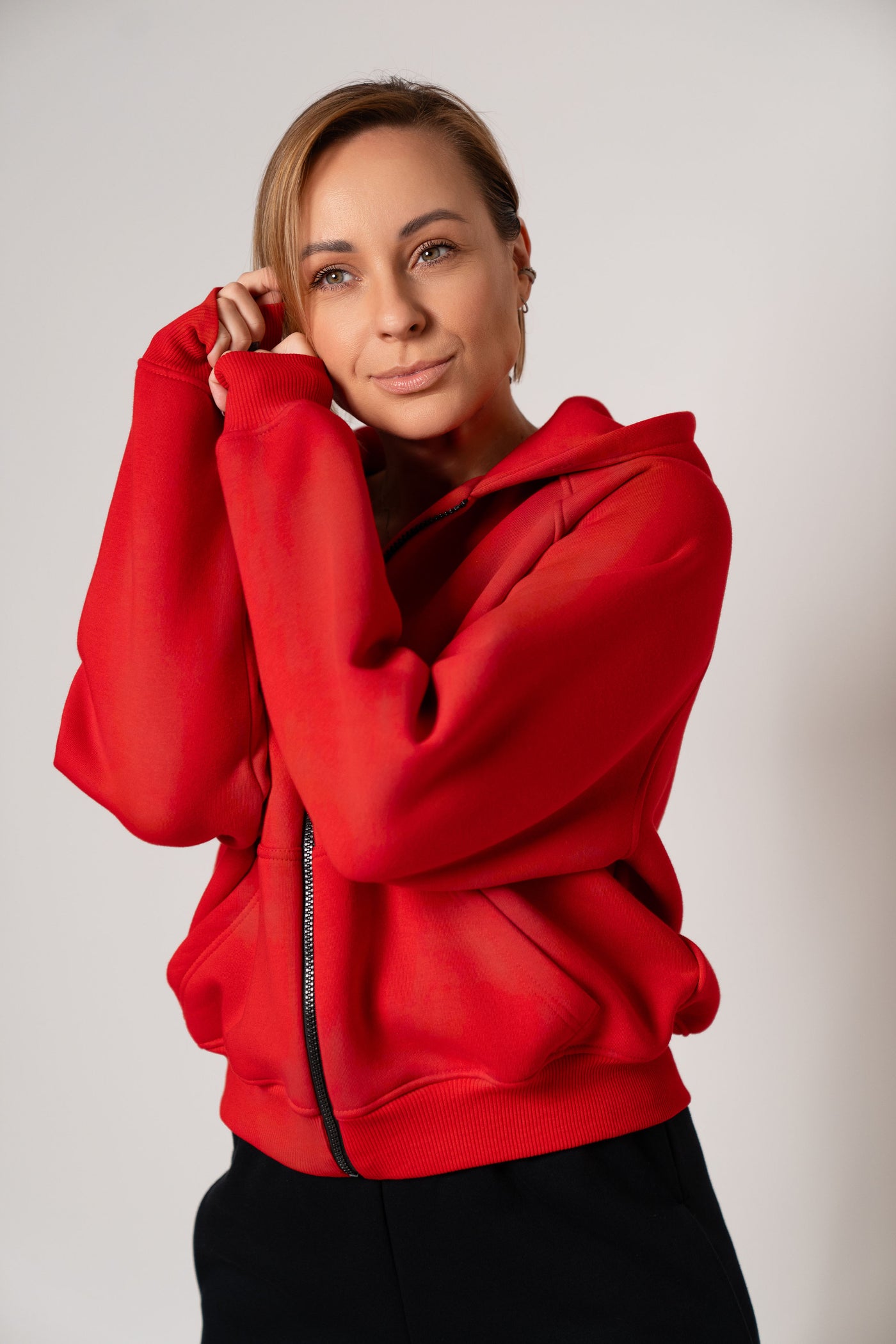 STILL džemperis su kapišonu | Raudonas