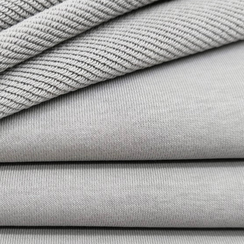 Vyriškas džemperis su kapišonu