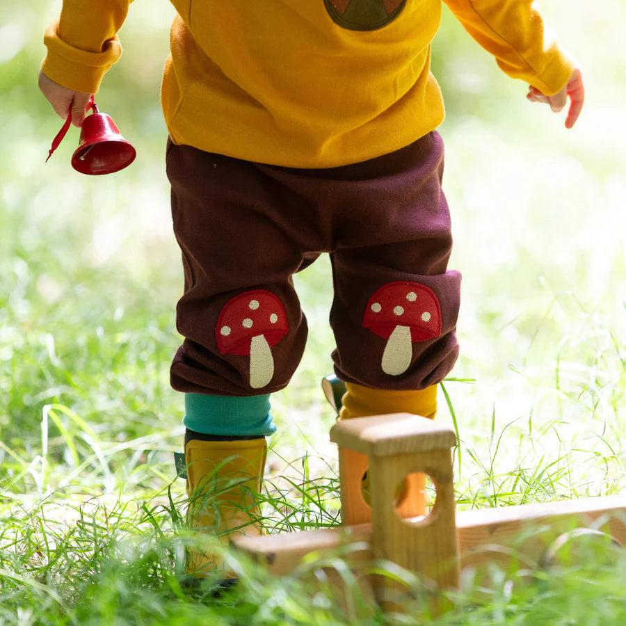 Toadstool Knee Patch Joggers – kelnytės su grybukų aplikacija