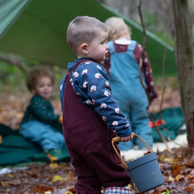 Šokolado spalvos veliūrinės (corduroy) kombinezoninės kelnės