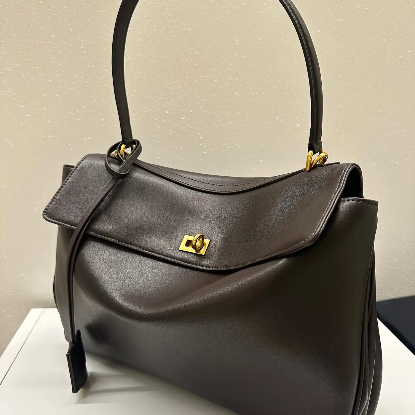 Texas Big – Natūralios lygios odos rankinė (juoda)